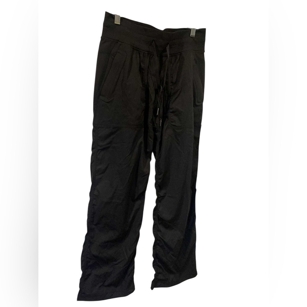 NWT Lululemon dance studio MR pants *short BLACK Size 6 - Picture 4 of 5